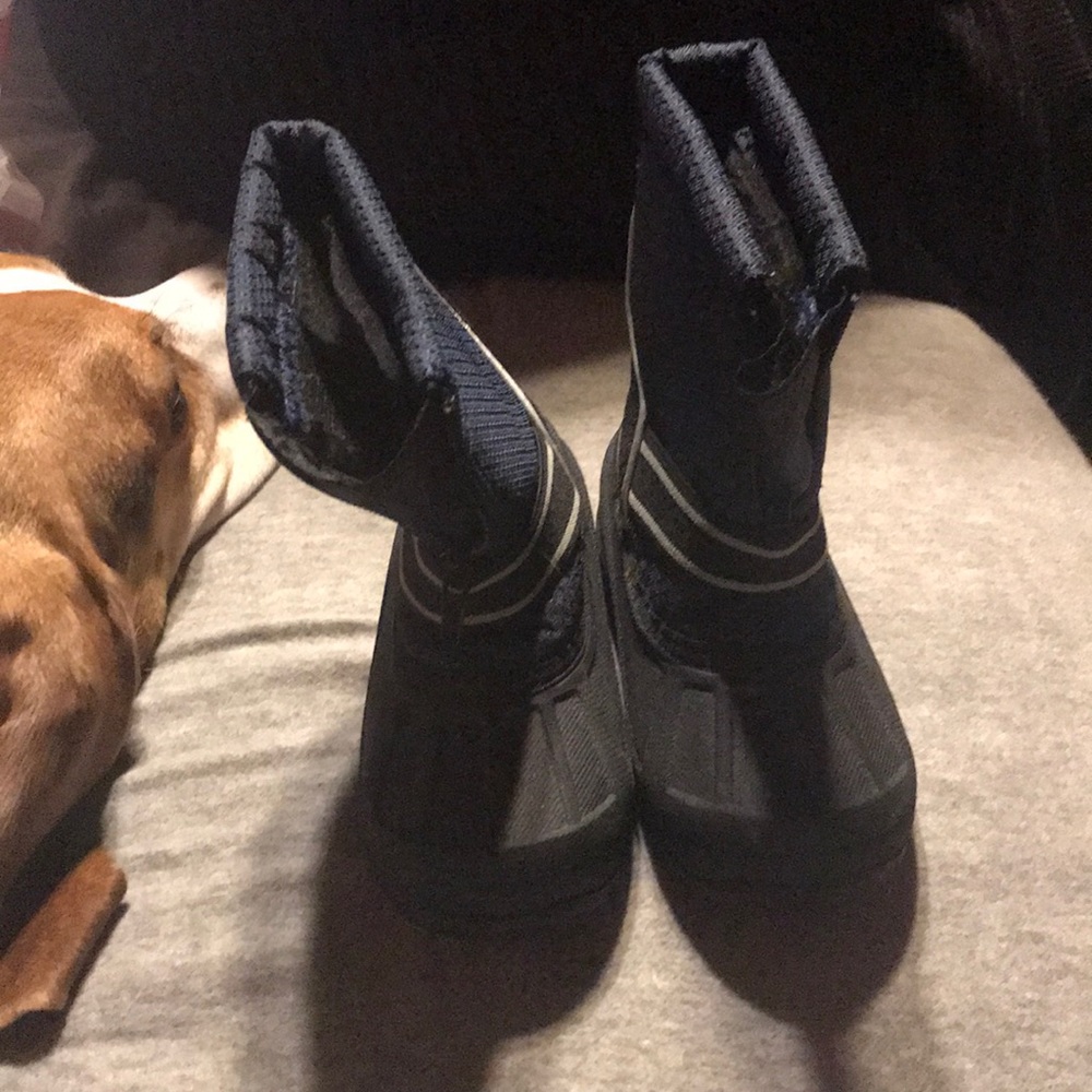 Toddler boys size 7